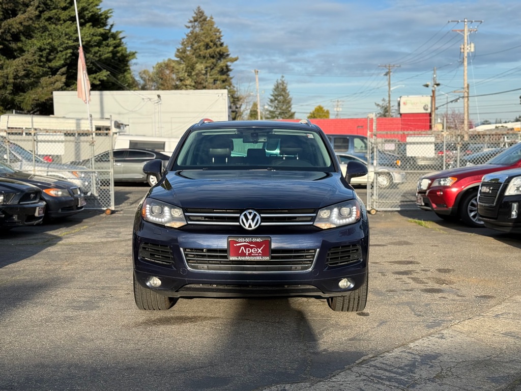 Photo 3 of this VOLKSWAGEN TOUAREG