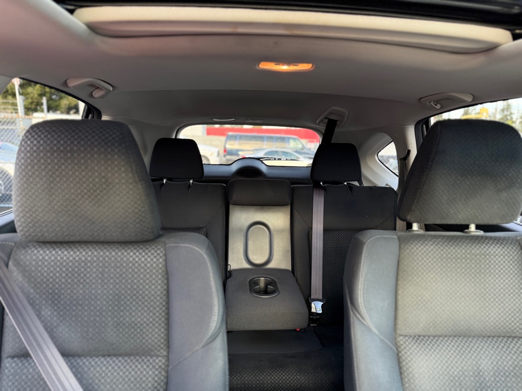Photo 17 of this HONDA CR-V