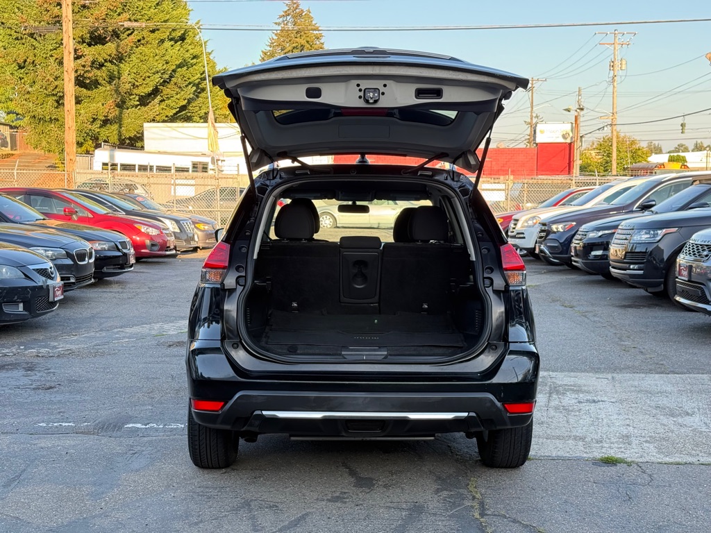 Photo 7 of this NISSAN ROGUE