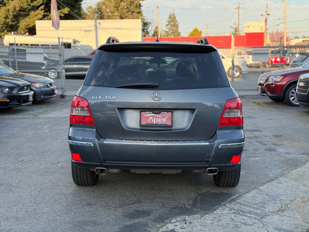 Photo 6 of this MERCEDES-BENZ GLK