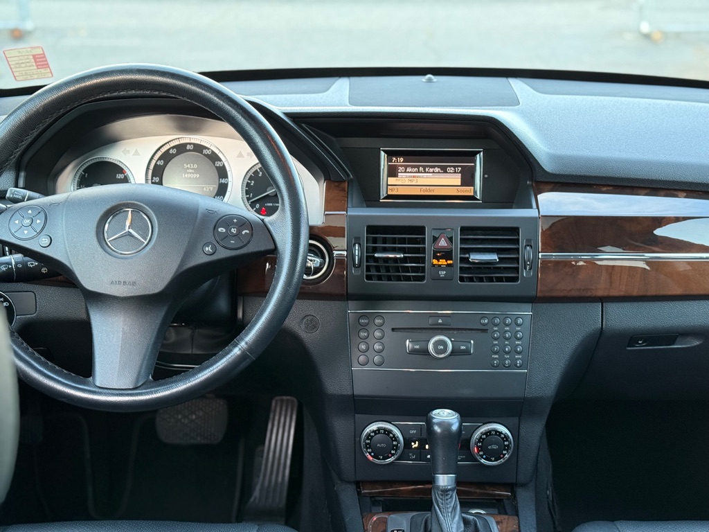 Photo 13 of this MERCEDES-BENZ GLK