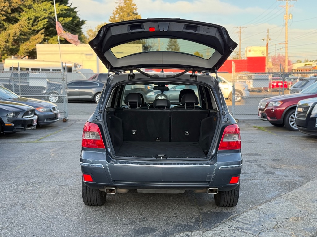 Photo 7 of this MERCEDES-BENZ GLK