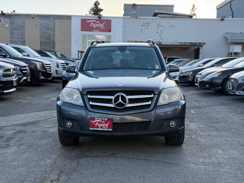 Photo 3 of this MERCEDES-BENZ GLK