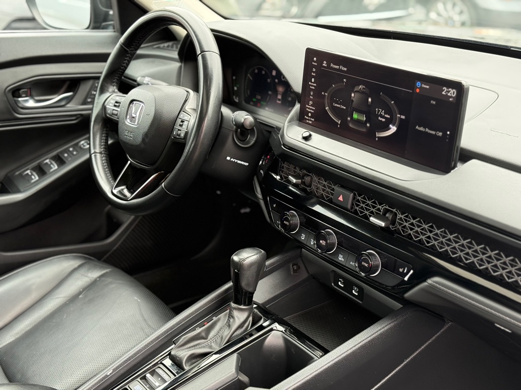 Photo 16 of this HONDA ACCORD HYBRID