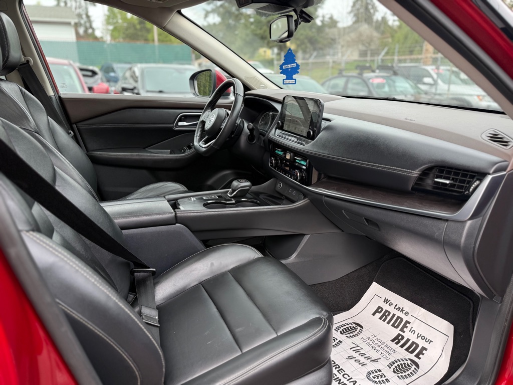 Photo 16 of this NISSAN ROGUE