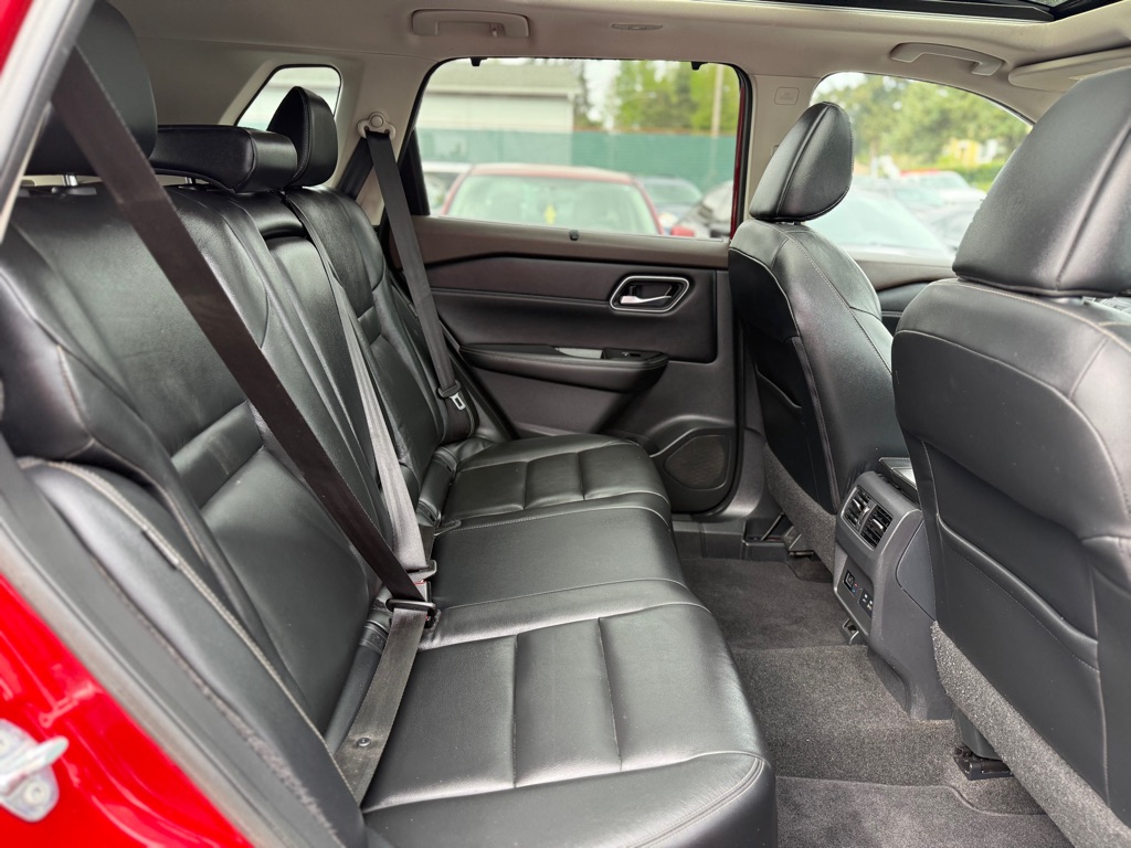 Photo 20 of this NISSAN ROGUE