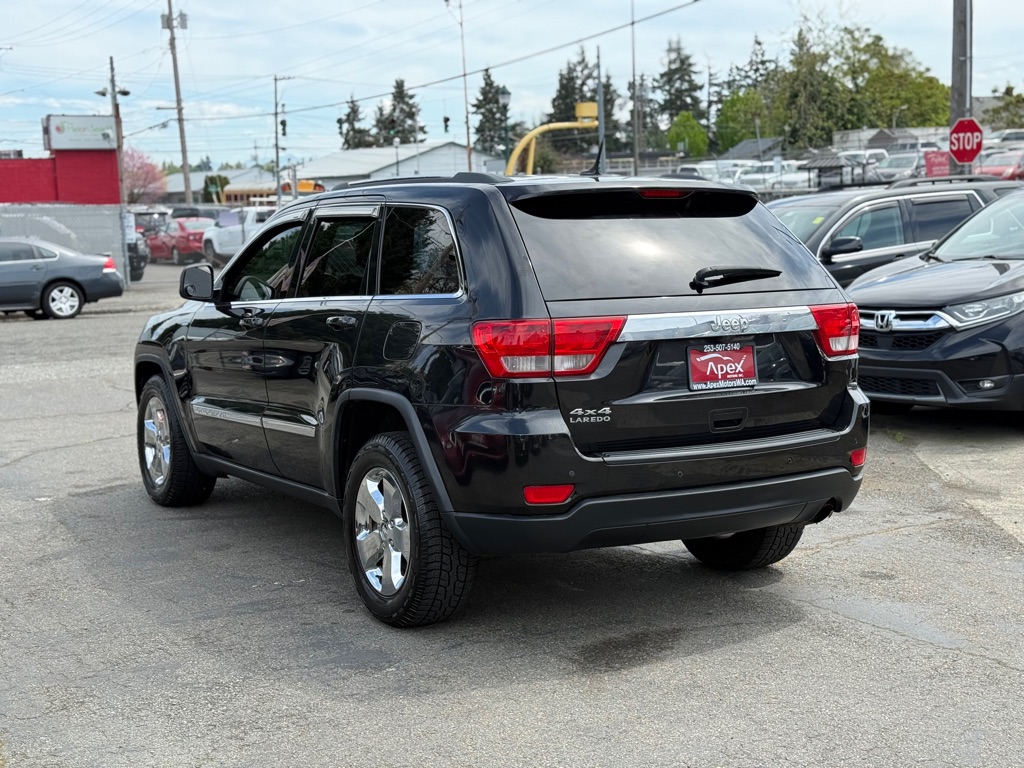 Photo 5 of this JEEP GRAND CHEROKEE
