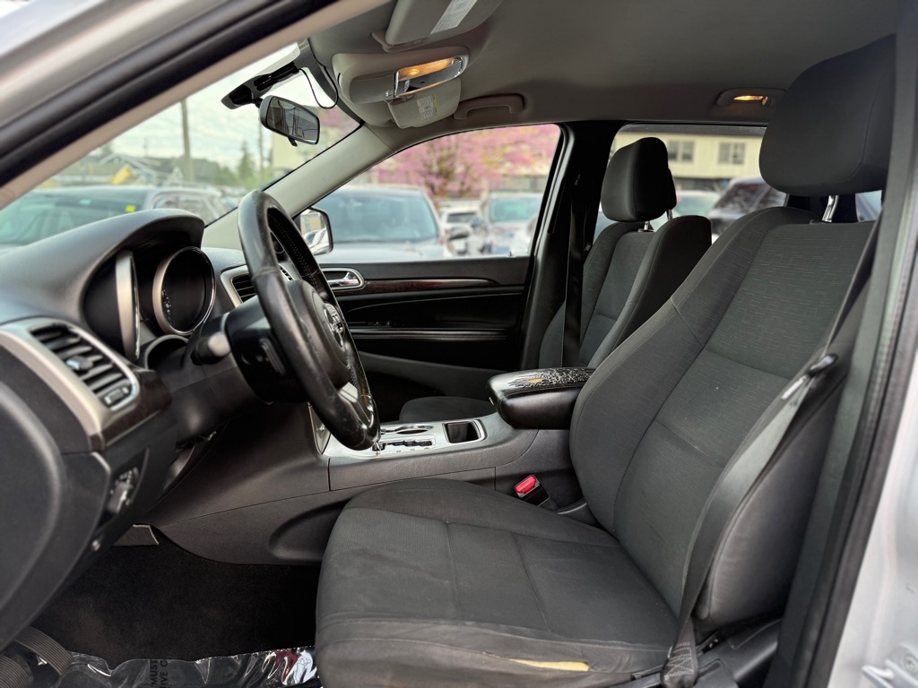 Photo 9 of this JEEP GRAND CHEROKEE