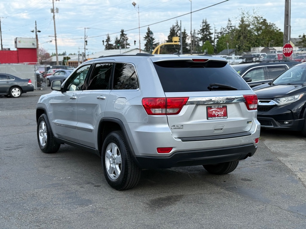 Photo 5 of this JEEP GRAND CHEROKEE