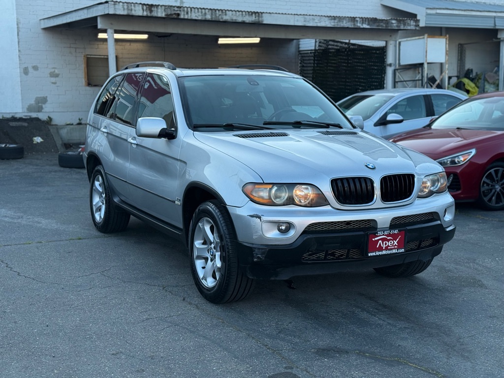 Photo 2 of this BMW X5