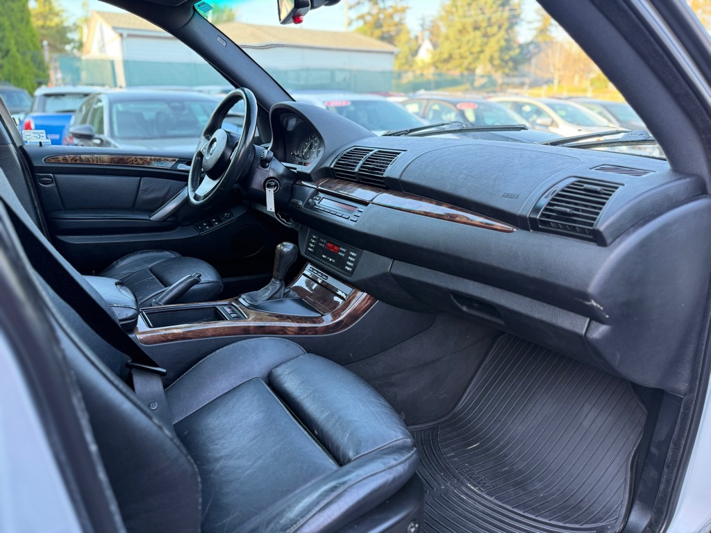 Photo 14 of this BMW X5