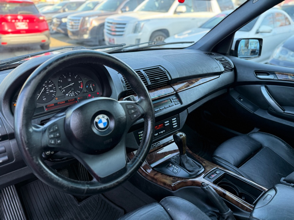Photo 10 of this BMW X5