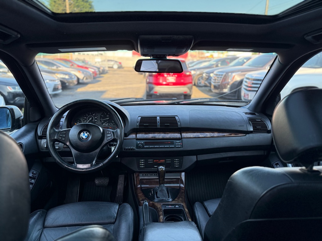 Photo 12 of this BMW X5