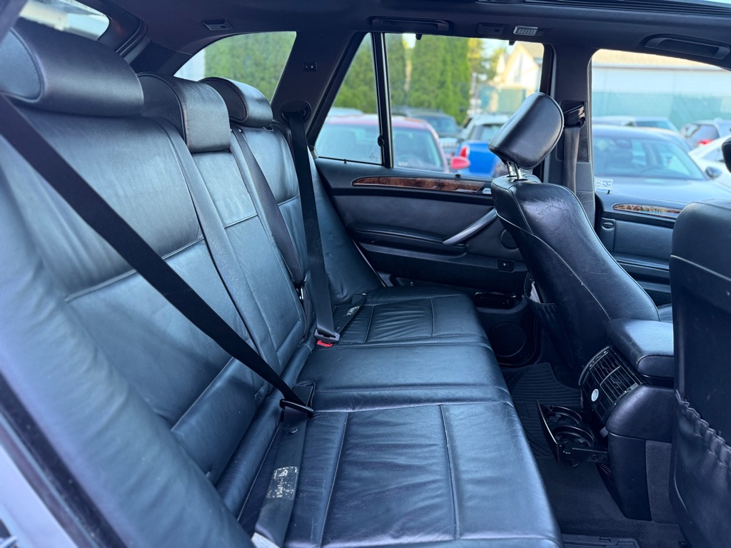 Photo 18 of this BMW X5