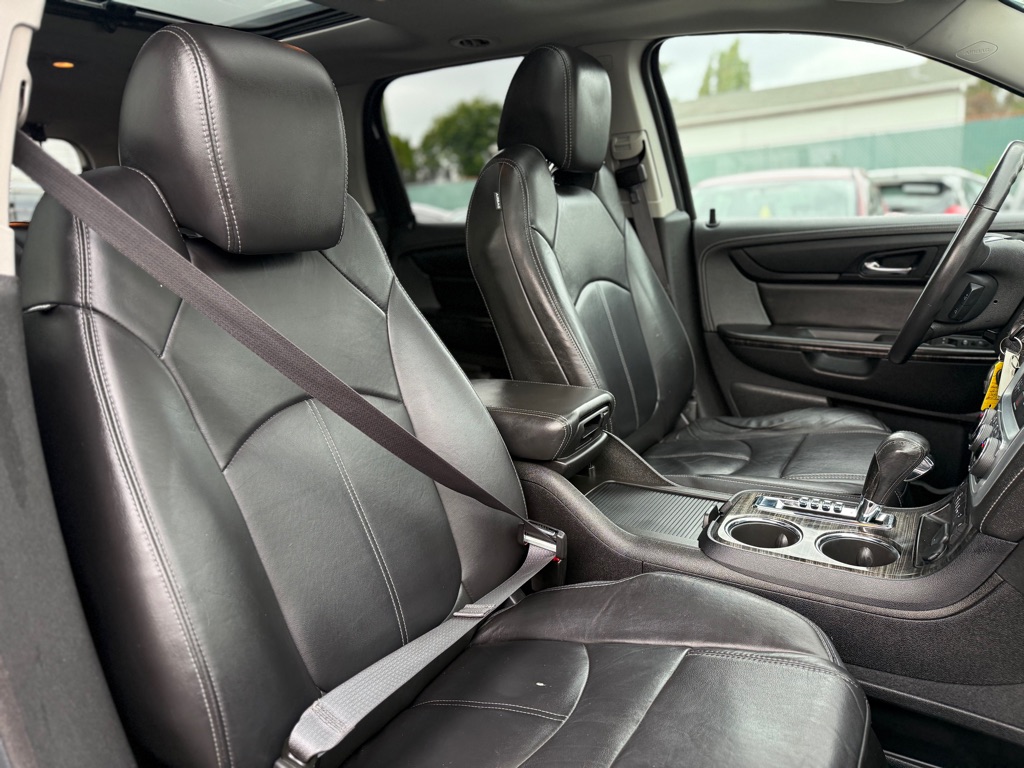 Photo 17 of this GMC ACADIA