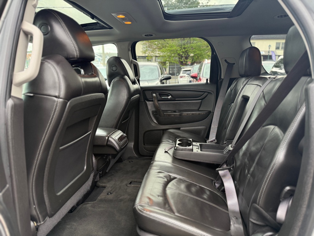 Photo 12 of this GMC ACADIA