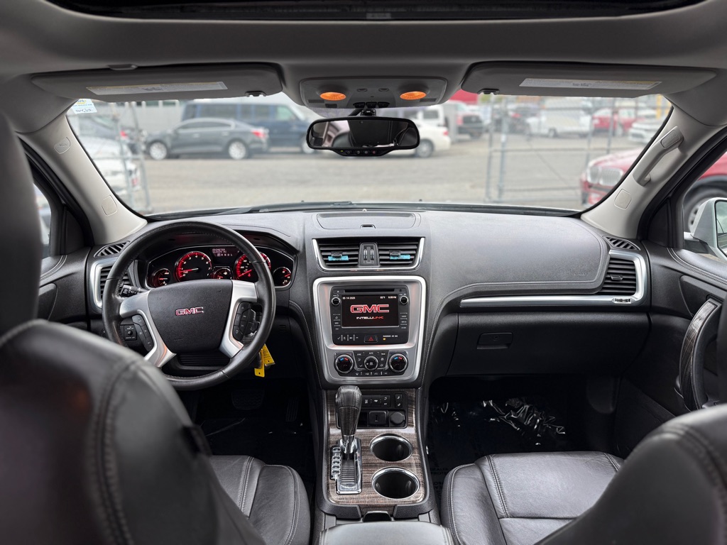 Photo 14 of this GMC ACADIA