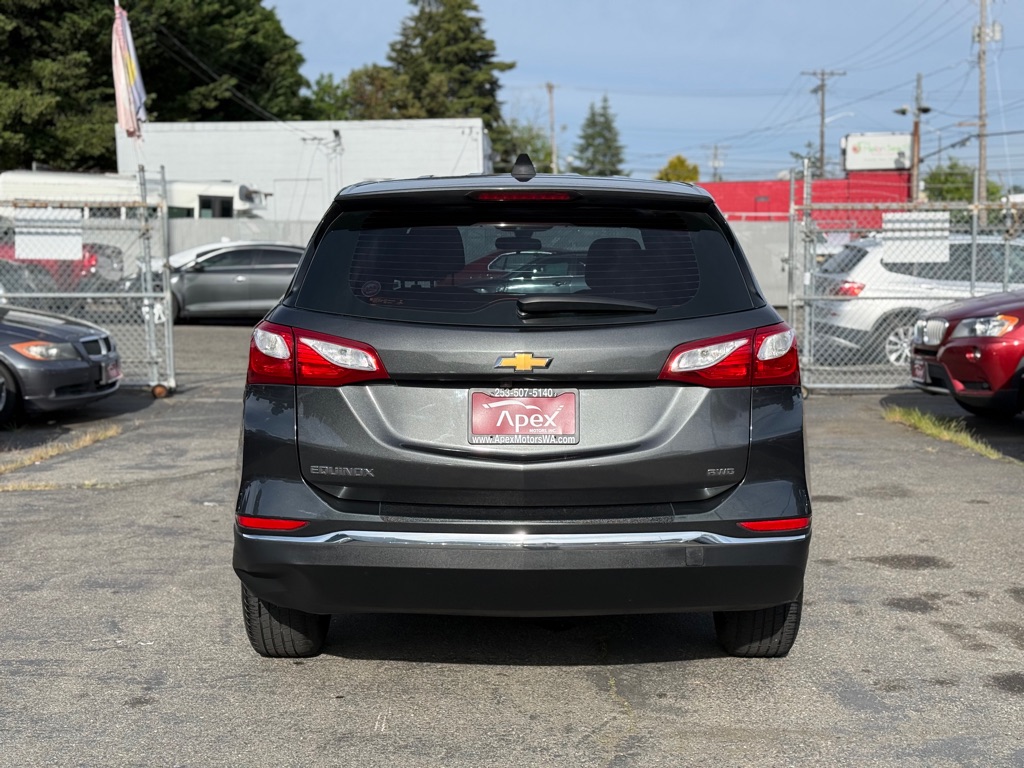 Photo 6 of this CHEVROLET EQUINOX