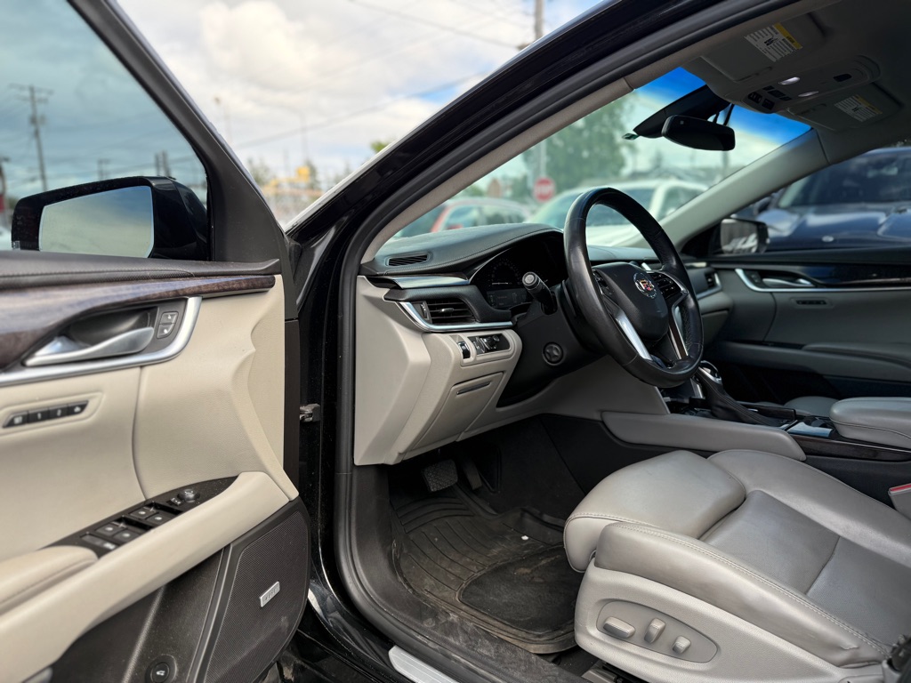Photo 8 of this CADILLAC XTS