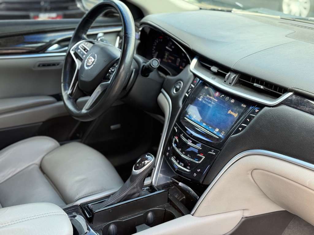 Photo 16 of this CADILLAC XTS