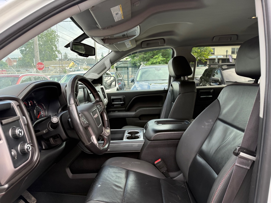 Photo 8 of this GMC SIERRA 1500