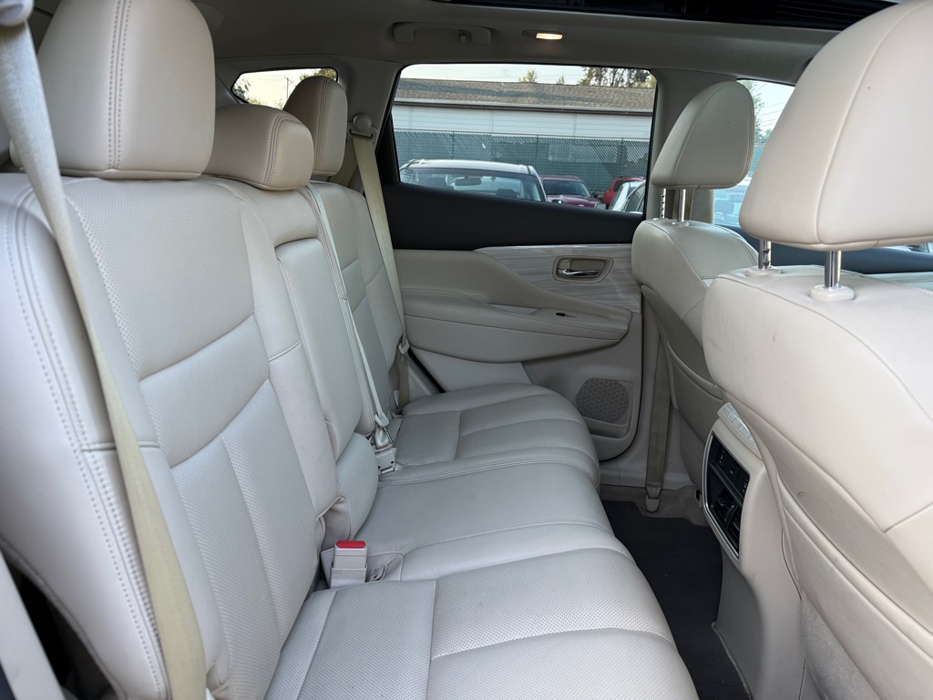 Photo 18 of this NISSAN MURANO