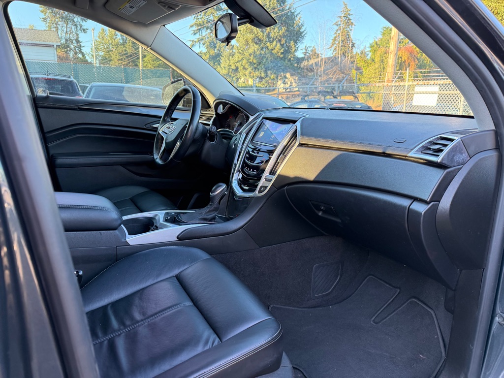 Photo 14 of this CADILLAC SRX