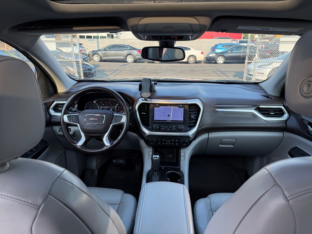 Photo 15 of this GMC ACADIA