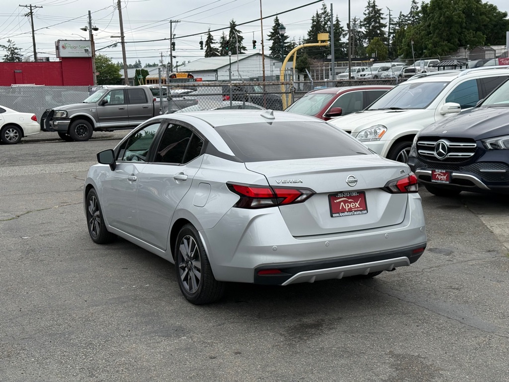 Photo 5 of this NISSAN VERSA