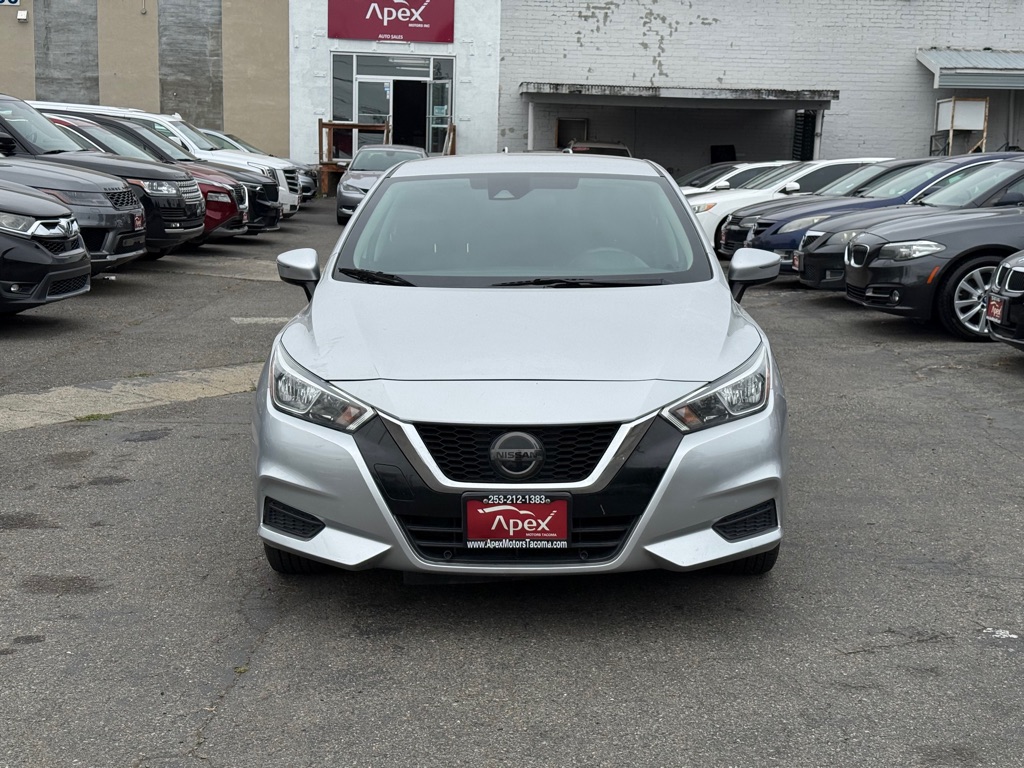 Photo 3 of this NISSAN VERSA