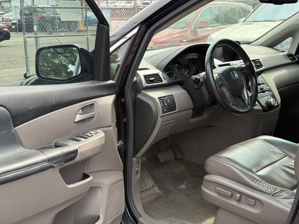 Photo 8 of this HONDA ODYSSEY