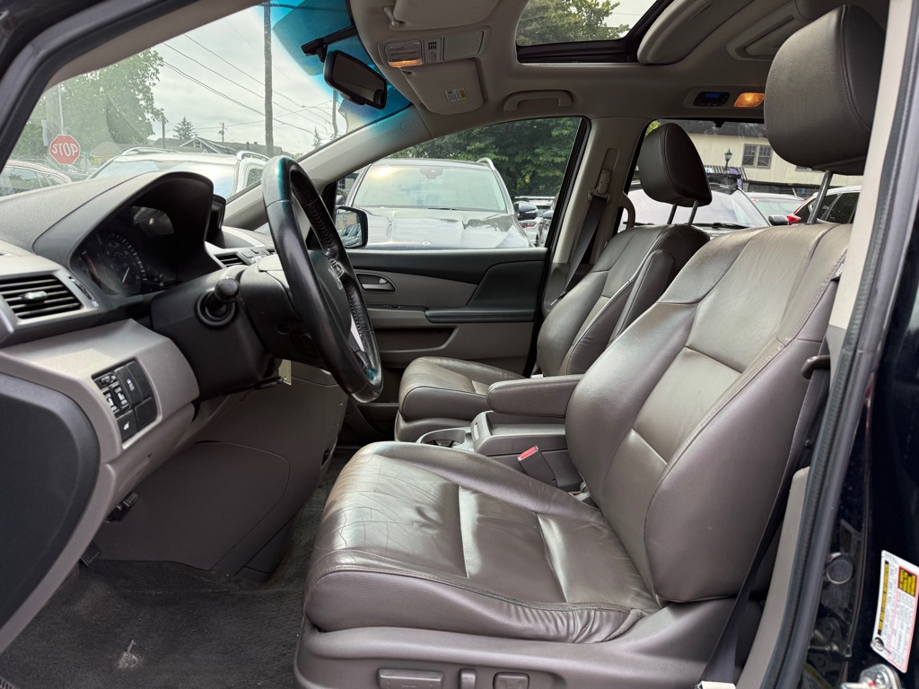Photo 9 of this HONDA ODYSSEY