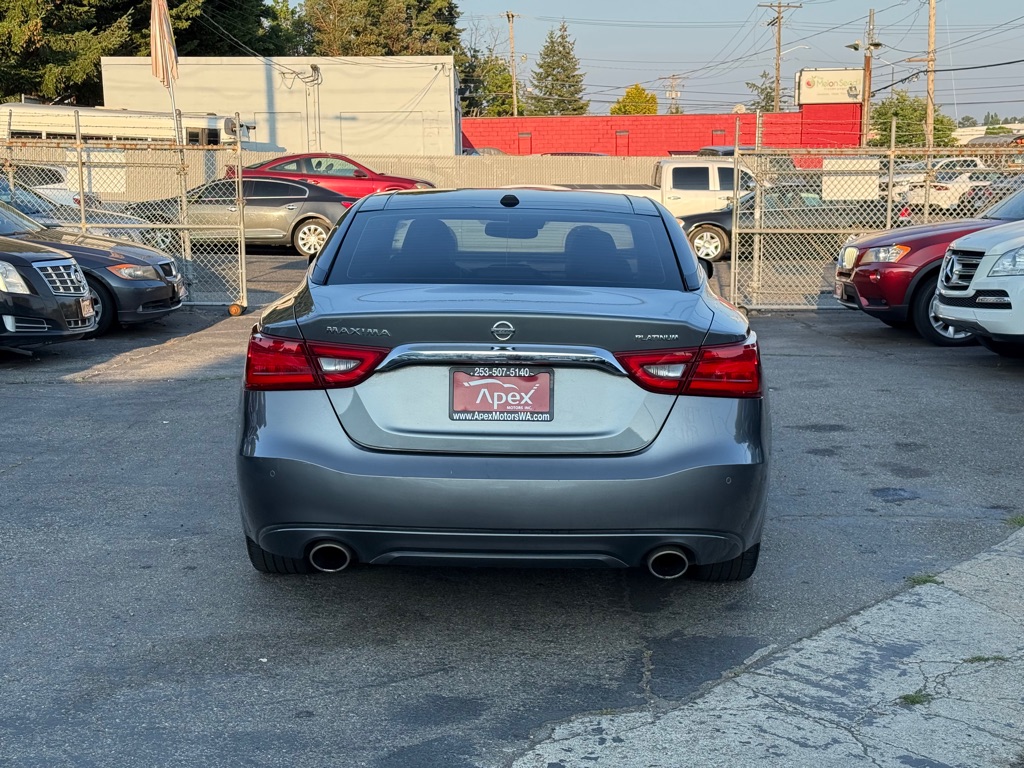 Photo 6 of this NISSAN MAXIMA