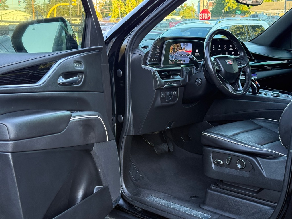 Photo 10 of this CADILLAC ESCALADE ESV