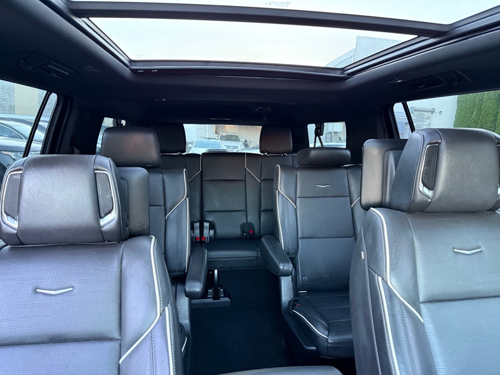 Photo 23 of this CADILLAC ESCALADE ESV