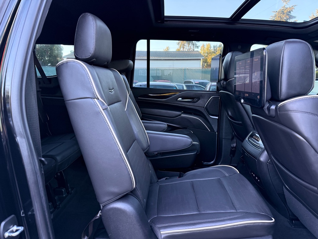Photo 24 of this CADILLAC ESCALADE ESV