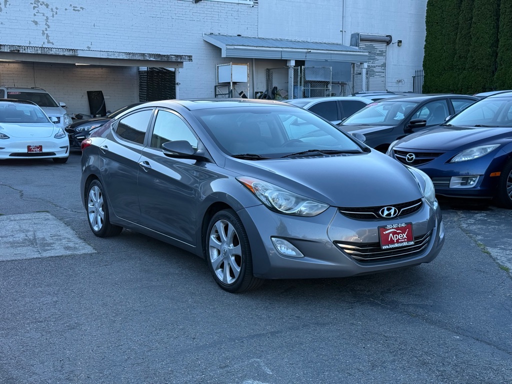 Photo 2 of this HYUNDAI ELANTRA