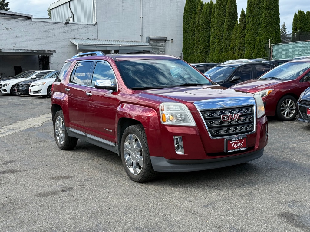 Photo 2 of this GMC TERRAIN