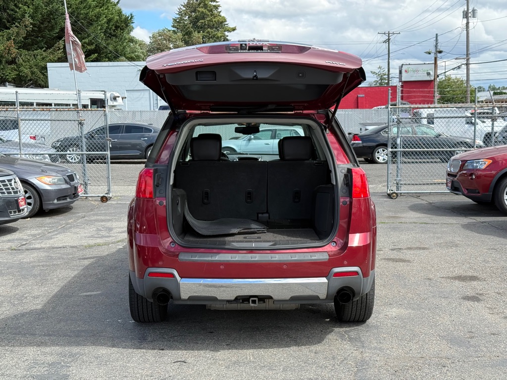 Photo 7 of this GMC TERRAIN