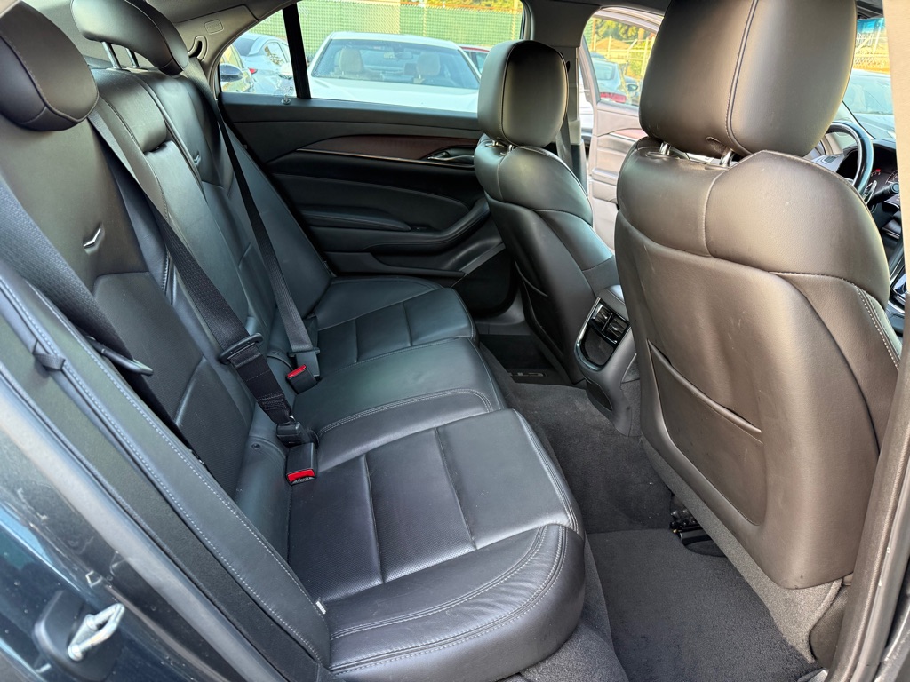 Photo 21 of this CADILLAC CTS
