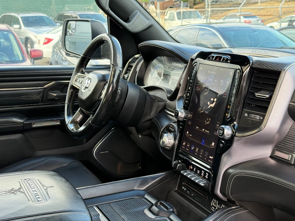 Photo 19 of this RAM 1500
