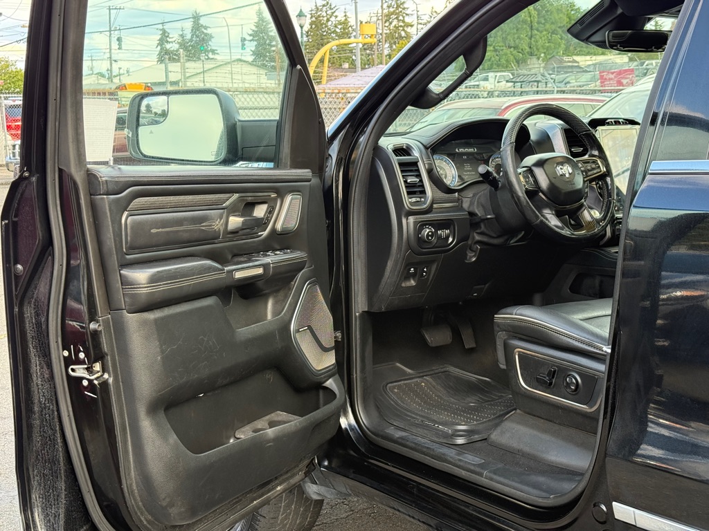 Photo 8 of this RAM 1500