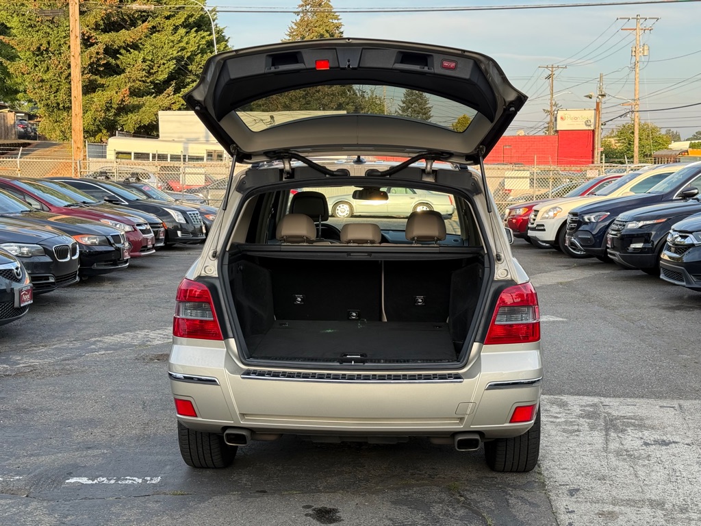 Photo 7 of this MERCEDES-BENZ GLK