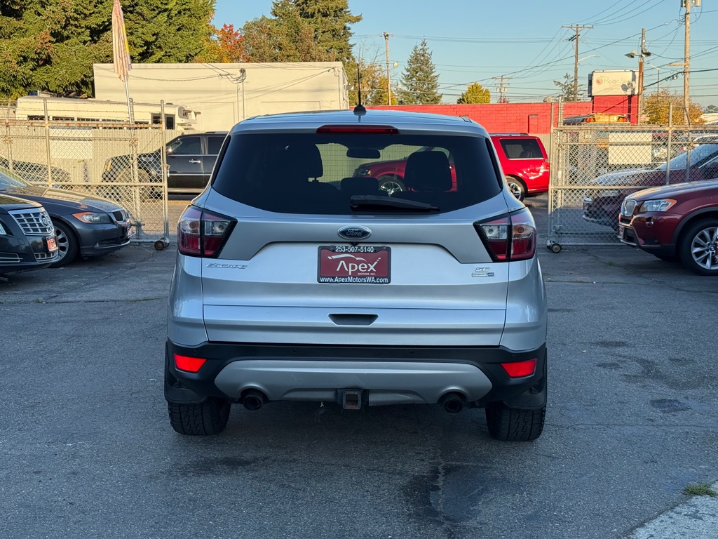 Photo 6 of this FORD ESCAPE
