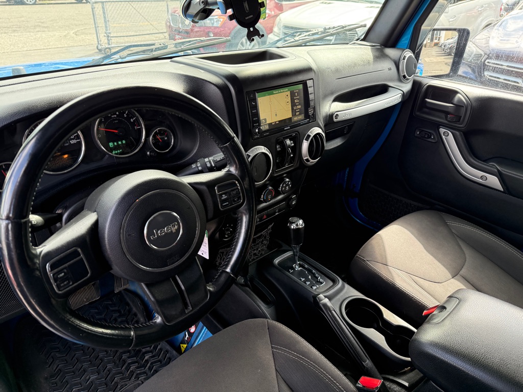 Photo 10 of this JEEP WRANGLER UNLIMI