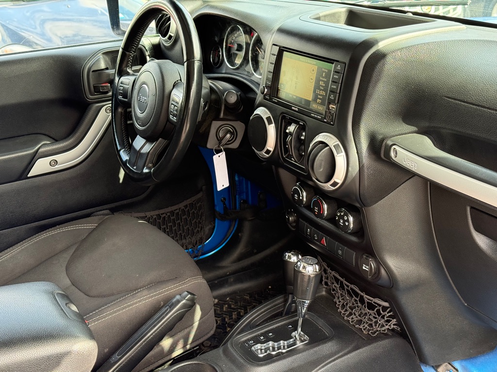 Photo 16 of this JEEP WRANGLER UNLIMI