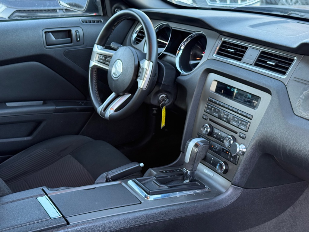 Photo 15 of this FORD MUSTANG