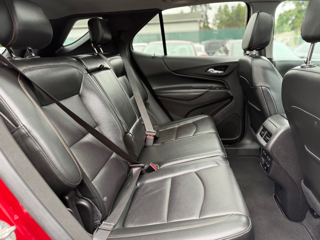 Photo 18 of this CHEVROLET EQUINOX