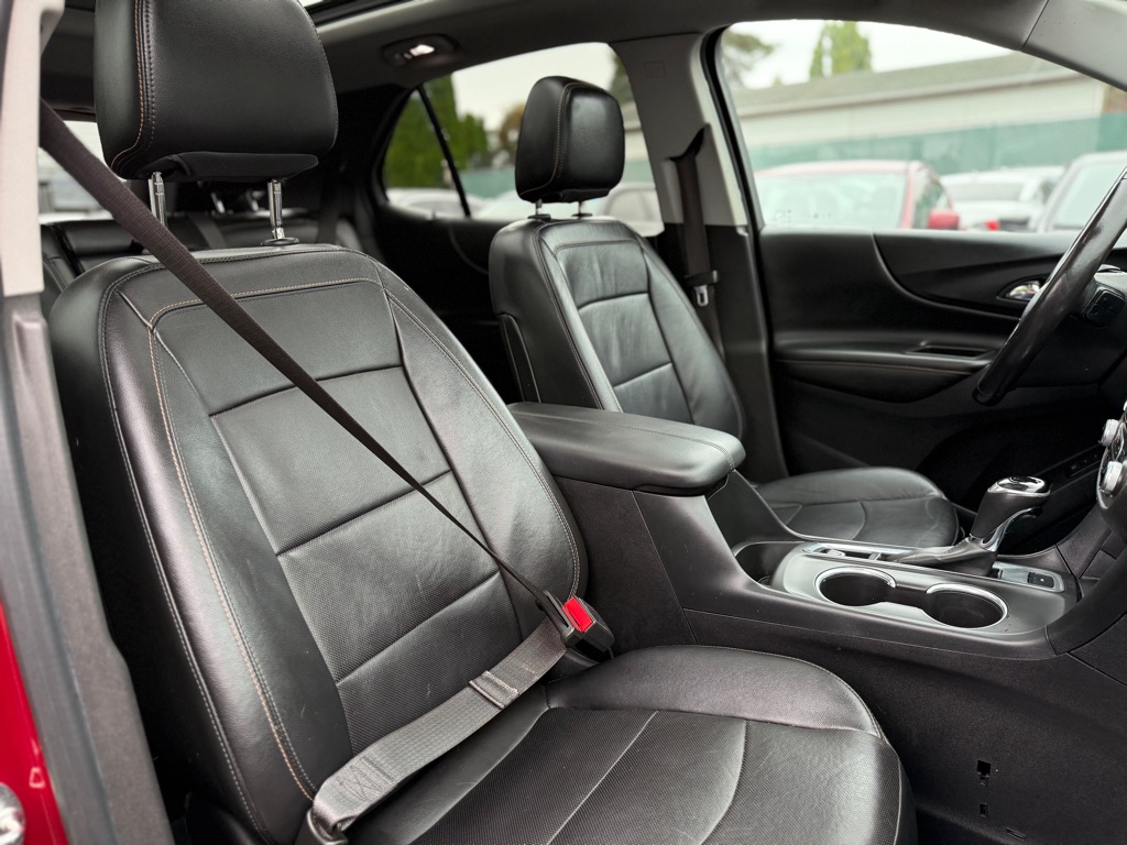 Photo 15 of this CHEVROLET EQUINOX