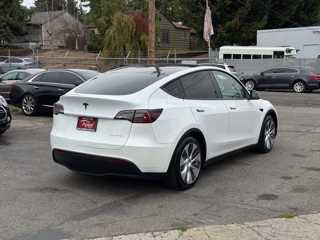 Photo 4 of this TESLA MODEL Y